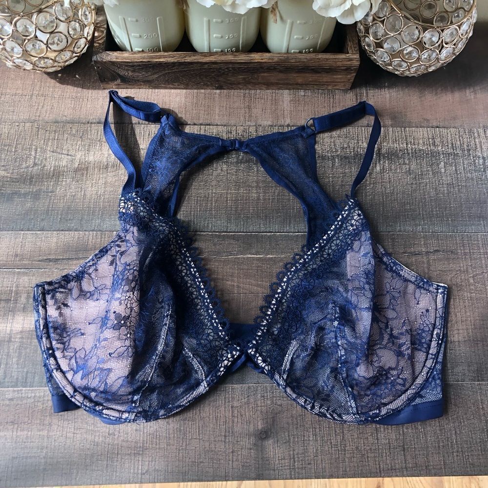 Victoria’s Secret Very Sexy Unlined Plunge NWOT